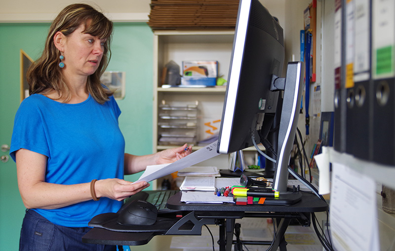 Bild: Datenmanagerin Anke Stolle © Juliane Dorn / ZKS